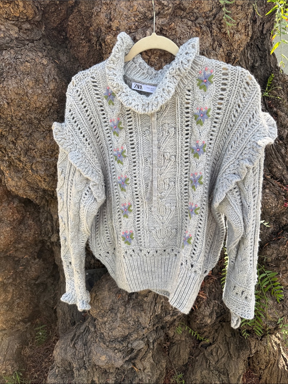 ZARA Cream Knit Cable Sweater with Floral Embroidery